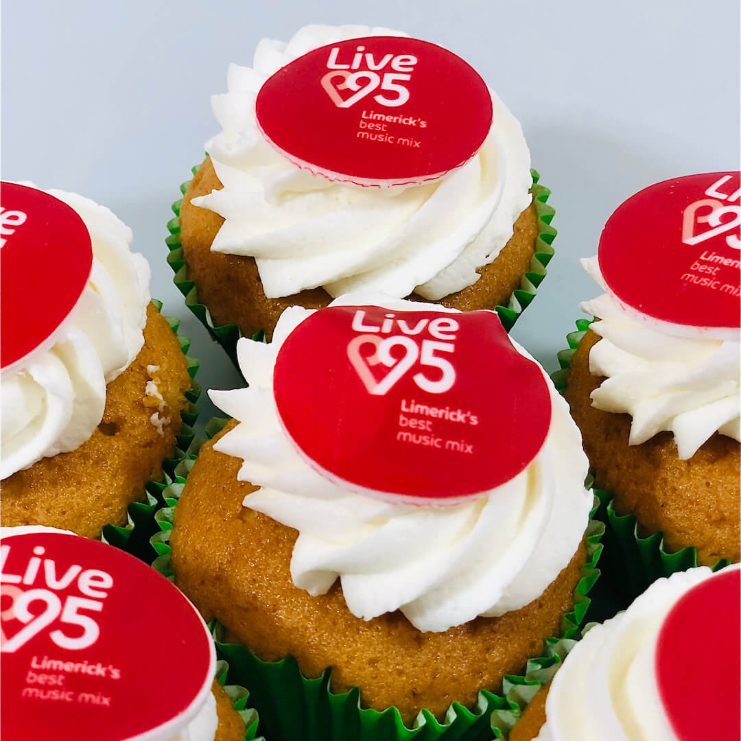 Live95 fm Launch Cupcakes Southern